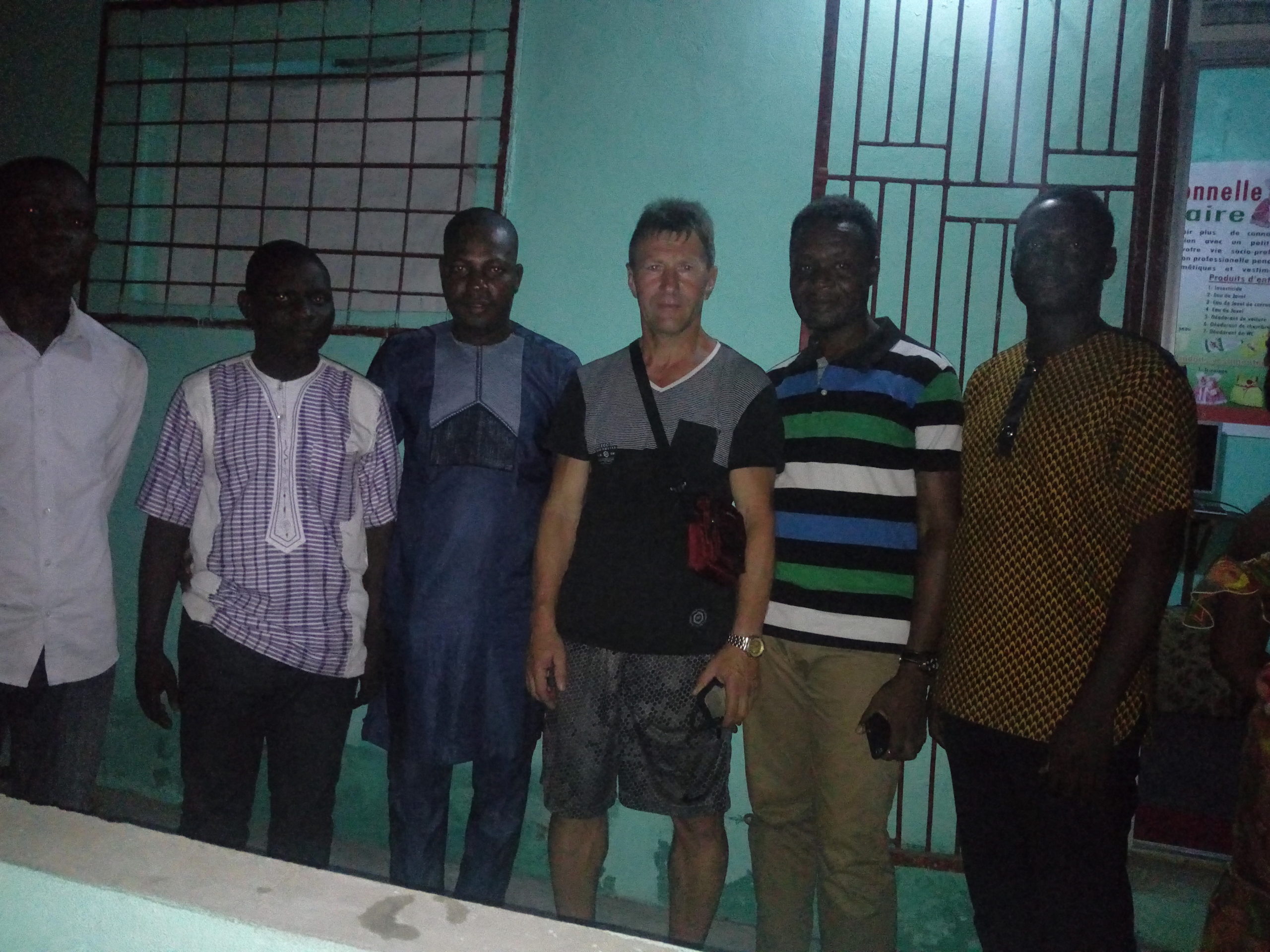 Visite du professeur Dr Jan CAPEK à l’ONG FEA